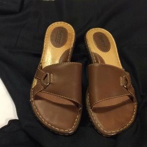 Born Women’s Sandals Size 8
